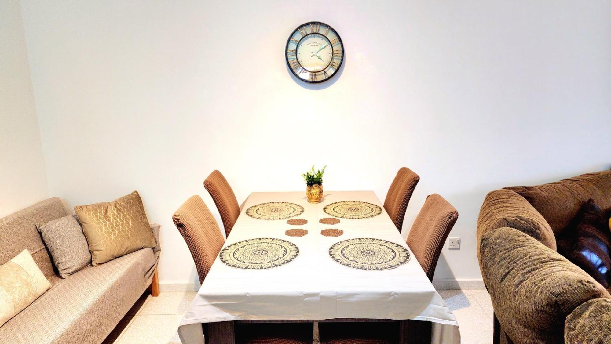 Apartment Css Comfy Smart Superior By King's Palace