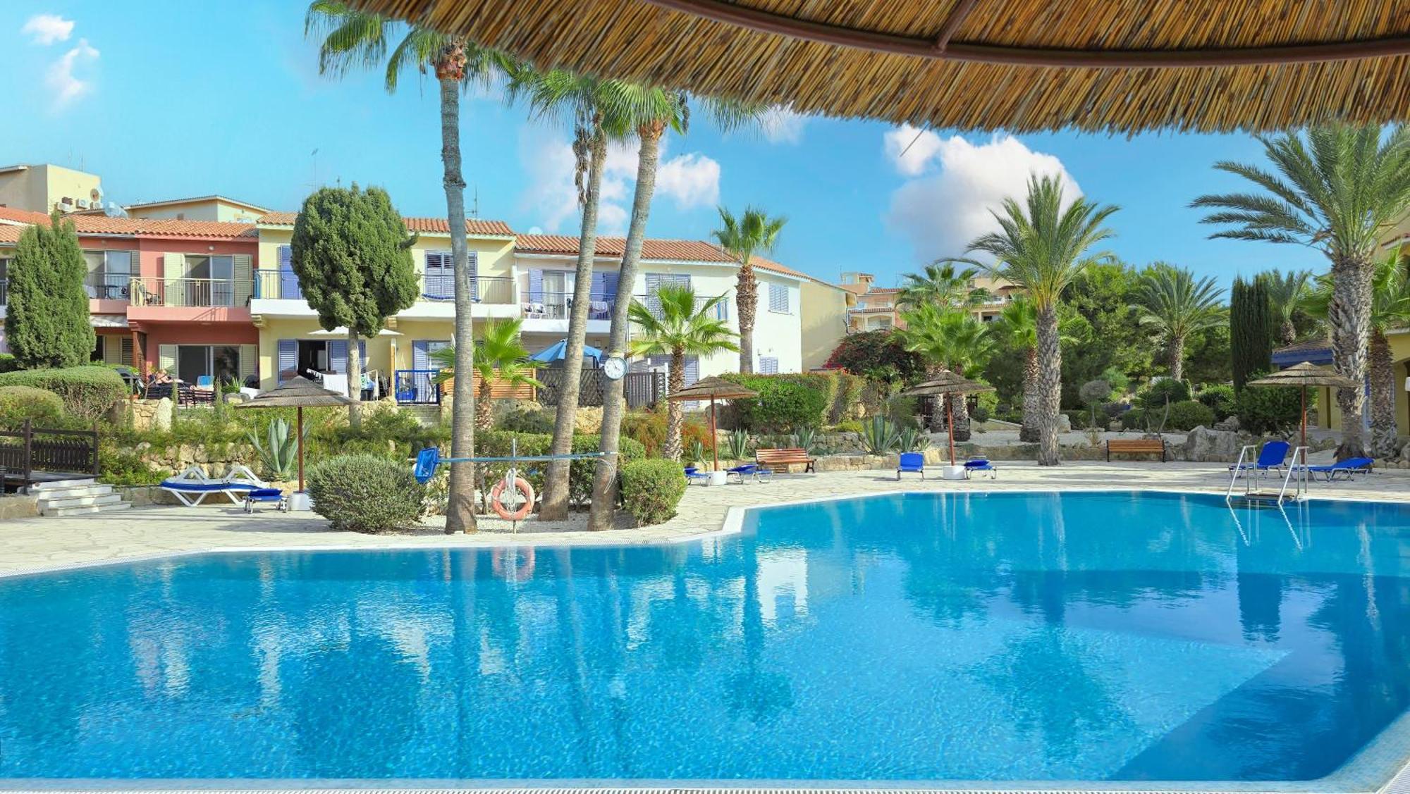 Css Comfy Smart Superior By King's Palace Apartment Paphos